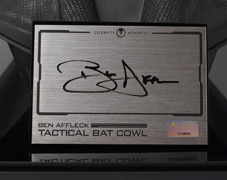 Ben Affleck Signed ''Batman'' Cowl Display