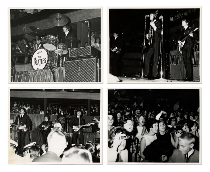 Collection of 23 Vintage Unpublished Beatles Photos from Their First Chicago Concert & Press Conference in 1964