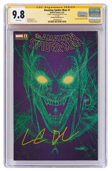 Willem Dafoe Signed Amazing Spider-Man #1 Comic Book with Variant Cover of Dafoes Green Goblin Villain -- CGC Encapsulated & Graded 9.8