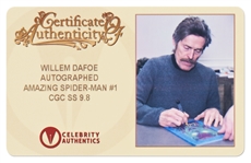 Willem Dafoe Signed ''Amazing Spider-Man'' #1 Comic Book with Variant Cover of Dafoe's Green Goblin Villain -- CGC Encapsulated & Graded 9.8