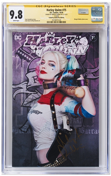 Margot Robbie Signed Comic #75 of ''Harley Quinn''