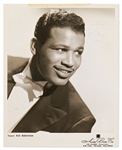 Sugar Ray Robinson Signed 8'' x 10'' Photo