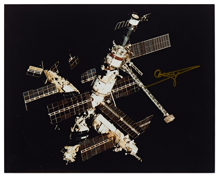 Cosmonaut Gennady Strekalov Signed 10'' x 8'' Photo of the Mir Space Station