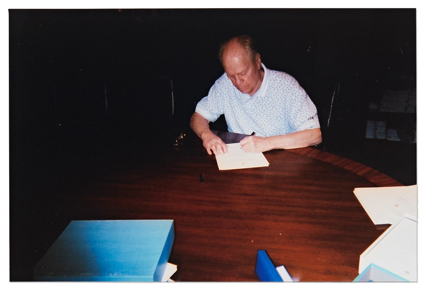 Gerald Ford Signed Deluxe Limited Edition of the Warren Commission Report