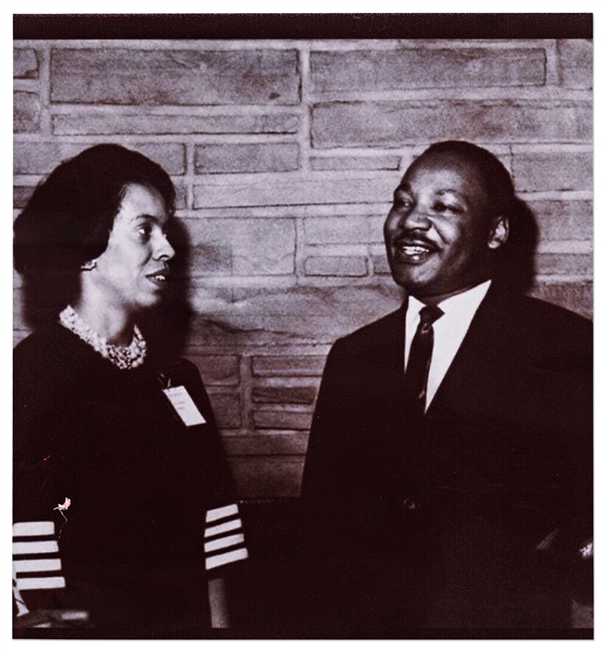 Martin Luther King, Jr. Signed Guest Book Page from March 1966 in Chicago