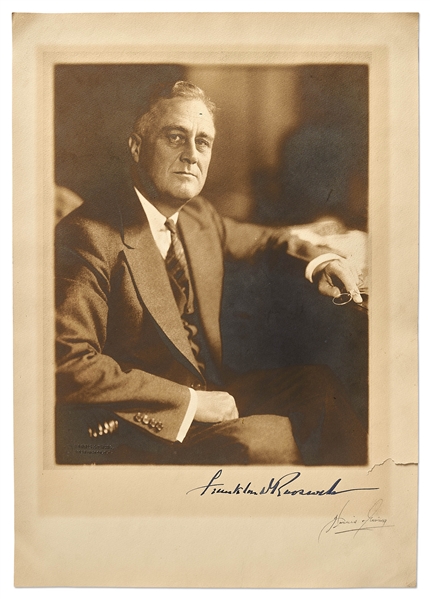 Franklin D. Roosevelt Signed Photograph -- By Photographer Harris & Ewing