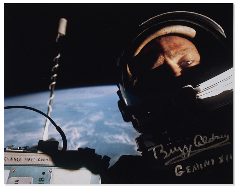 Buzz Aldrin Signed 10'' x 8'' ''Selfie'' Photo