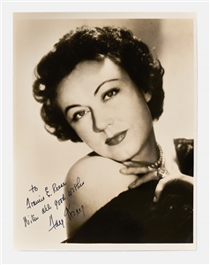 Fay Wray Signed Photo Measuring 7.75'' x 10''